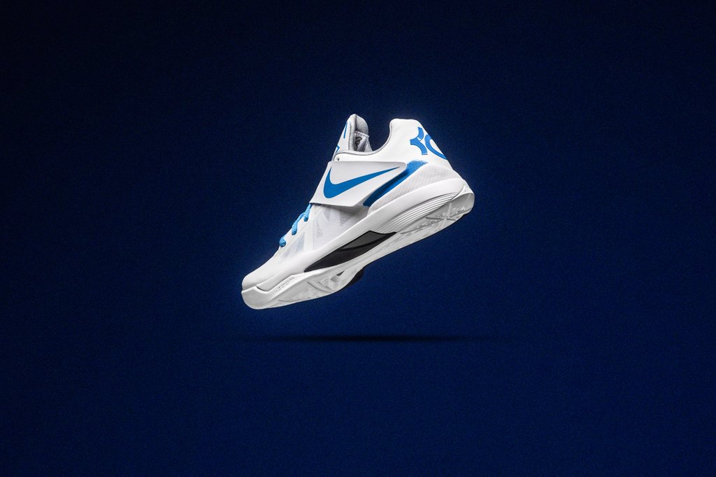 AQ5103-100,KD4,Nike,发售,开箱 AQ5103-100 熟悉的白蓝,杜兰特 KD4 迎来首次复刻!下周发售! AQ5103-100,KD4,Nike,发售,开箱 AQ5103-100 熟悉的白蓝,杜兰特 KD4 迎来首次复刻!下周发售!