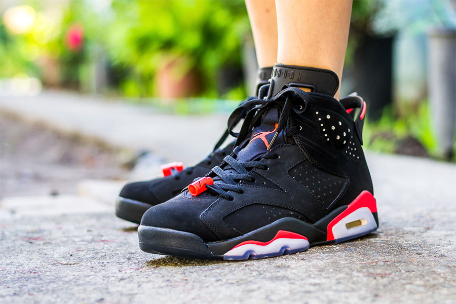 AJ4,AJ6,Air Jordan 4,发售 384664-060 惊喜!除了黑红 AJ6,明年上半年还有黑红 AJ4 的复刻! AJ4,AJ6,Air Jordan 4,发售 384664-060 惊喜!除了黑红 AJ6,明年上半年还有黑红 AJ4 的复刻!