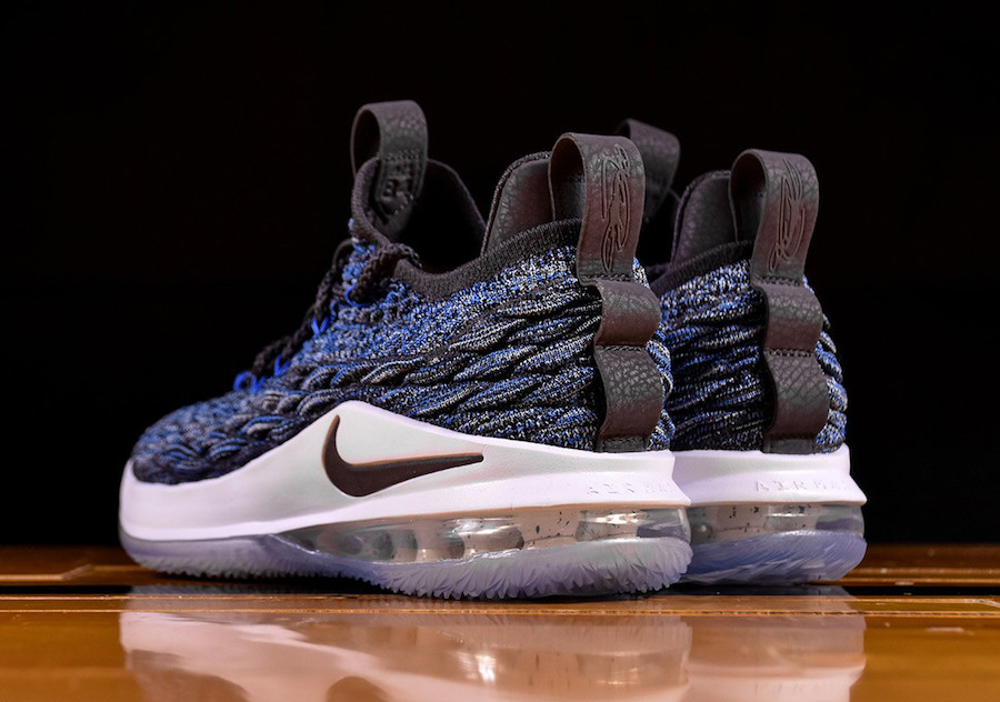 发售,Nike,LeBron 15 Low,Signal B 詹姆斯夏季战靴!全新配色 LeBron 15 Low 下周发售! 发售,Nike,LeBron 15 Low,Signal B 詹姆斯夏季战靴!全新配色 LeBron 15 Low 下周发售!
