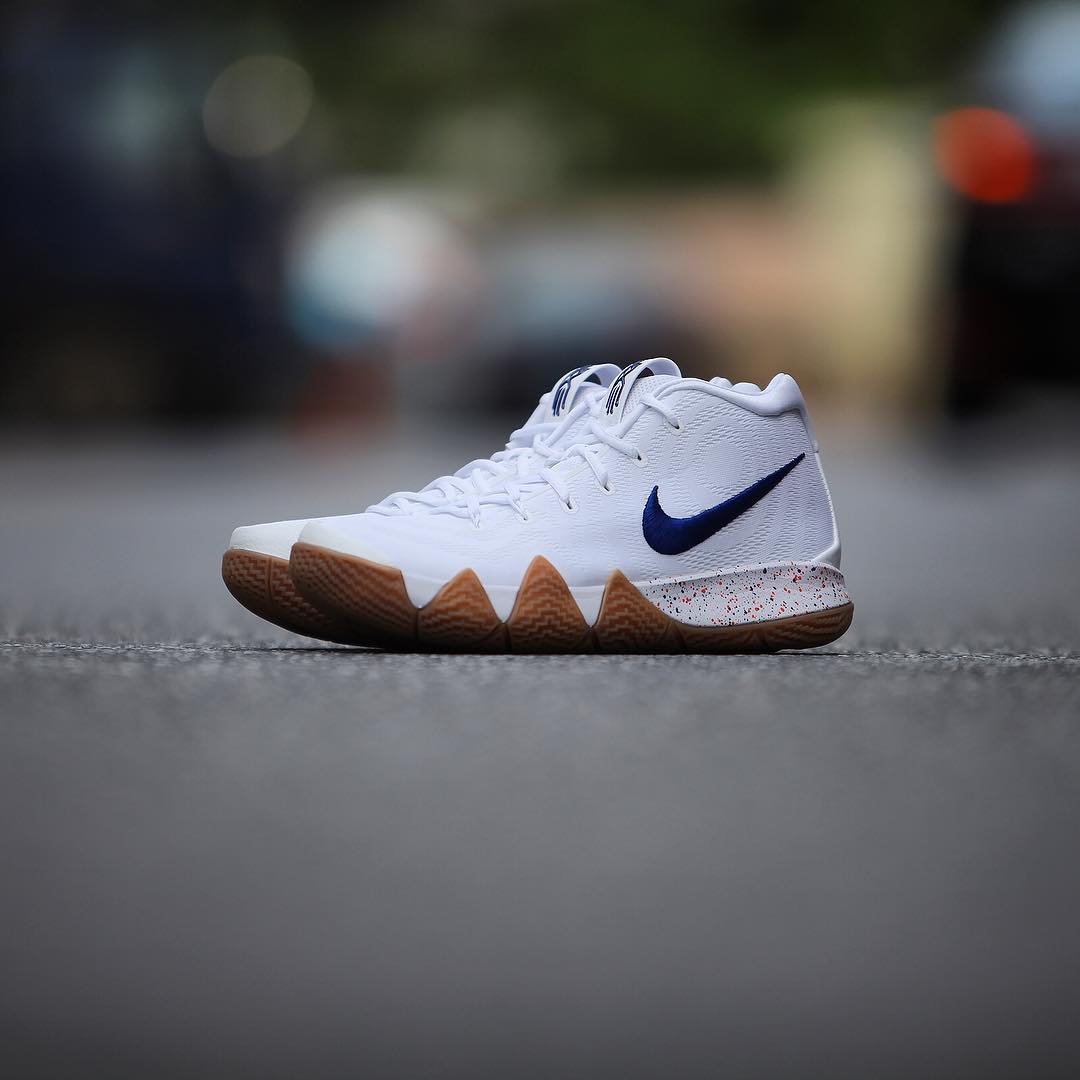 Nike,Kyrie 4,943806-100,发售 德鲁大叔专属配色!Kyrie 4 “Uncle Drew” 实物欣赏! Nike,Kyrie 4,943806-100,发售 德鲁大叔专属配色!Kyrie 4 “Uncle Drew” 实物欣赏!