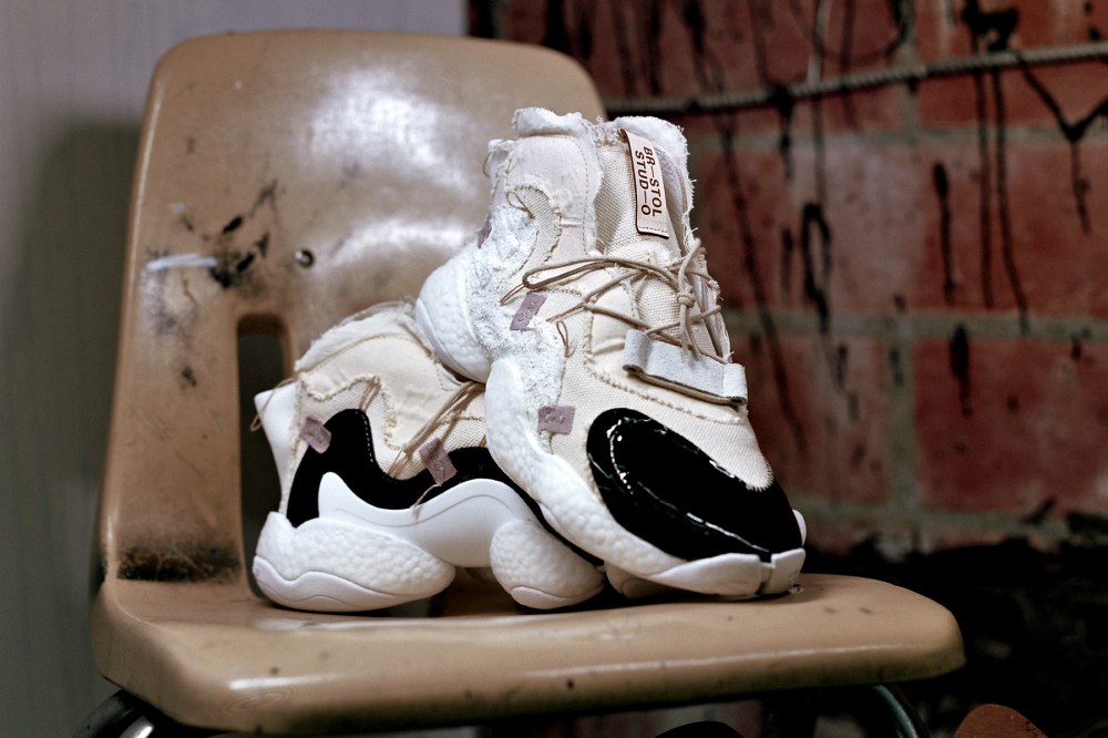 adidas,Crazy BYW 解构手法再现!三方联手打造定制 adidas Crazy BYW 系列 adidas,Crazy BYW 解构手法再现!三方联手打造定制 adidas Crazy BYW 系列