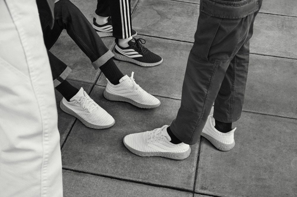 adidas Originals,Sobakov 极似 Yeezy 造型!足球元素adidas Originals Sobakov 本周发售! adidas Originals,Sobakov 极似 Yeezy 造型!足球元素adidas Originals Sobakov 本周发售!