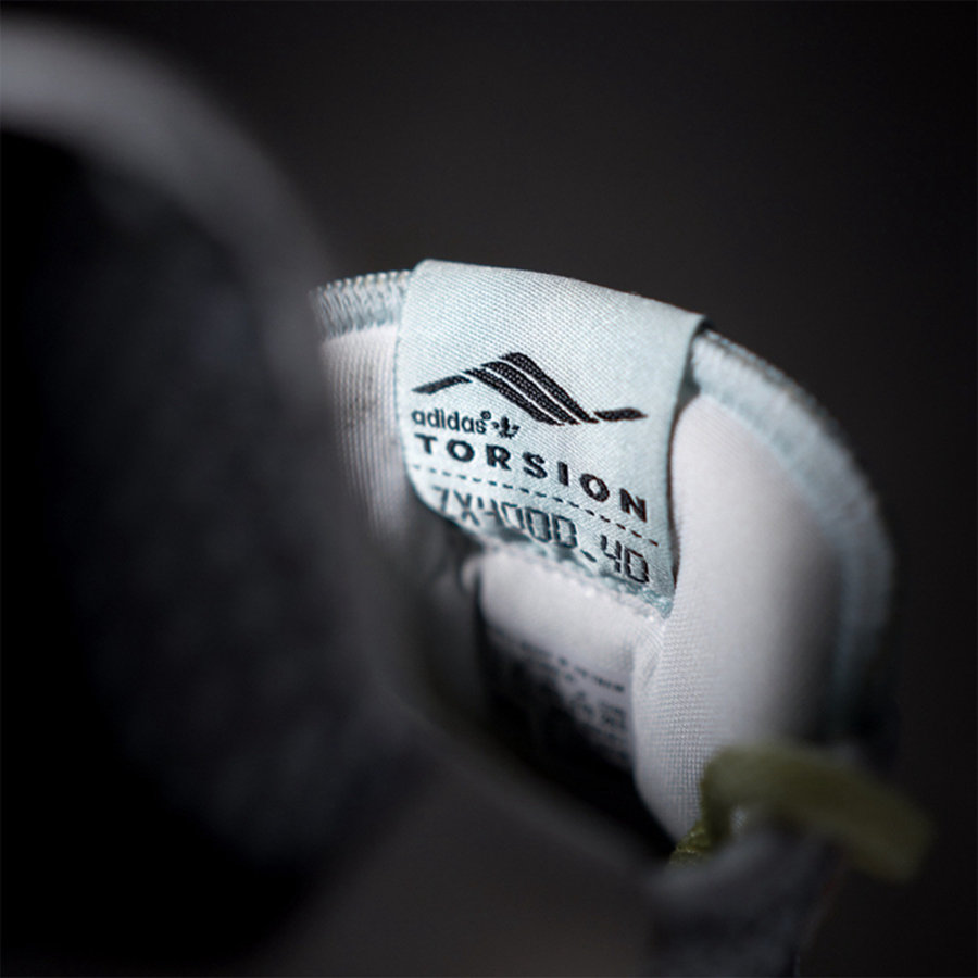 adidas,ZX 4000 4D,发售,开箱 两款配色登场!adidas ZX 4000 4D 最新细节图赏 adidas,ZX 4000 4D,发售,开箱 两款配色登场!adidas ZX 4000 4D 最新细节图赏