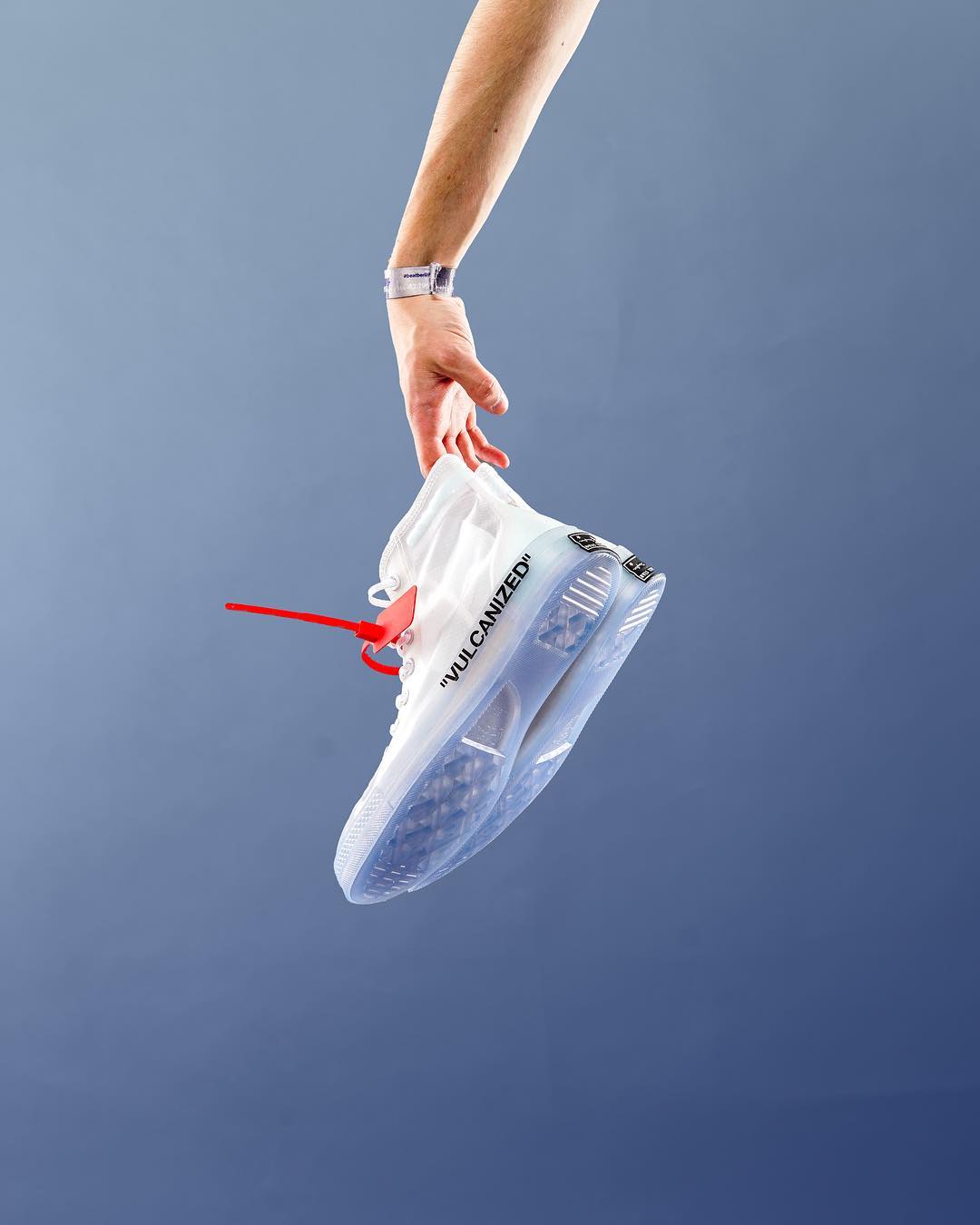 OW,aj1,af1,nike 高清球鞋壁纸丨拥有 “球鞋圈一哥” 称号的 OW 联名系列! OW,aj1,af1,nike 高清球鞋壁纸丨拥有 “球鞋圈一哥” 称号的 OW 联名系列!
