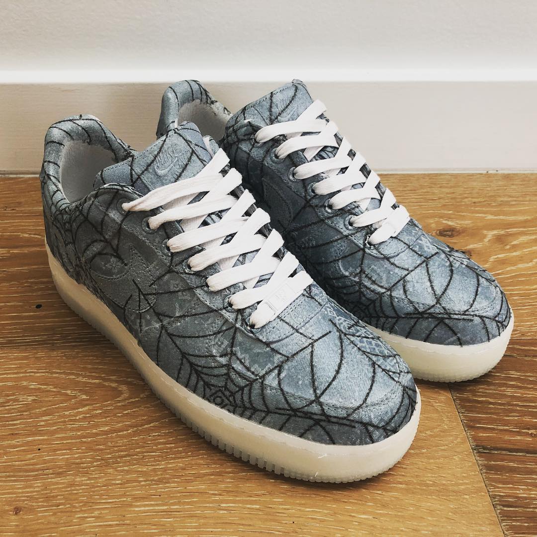 Nike,CLOT,Air Force 1,陈冠希 蜘蛛网覆盖鞋面!陈冠希晒出白丝绸 CLOT x Air Force 1 定制版本 Nike,CLOT,Air Force 1,陈冠希 蜘蛛网覆盖鞋面!陈冠希晒出白丝绸 CLOT x Air Force 1 定制版本