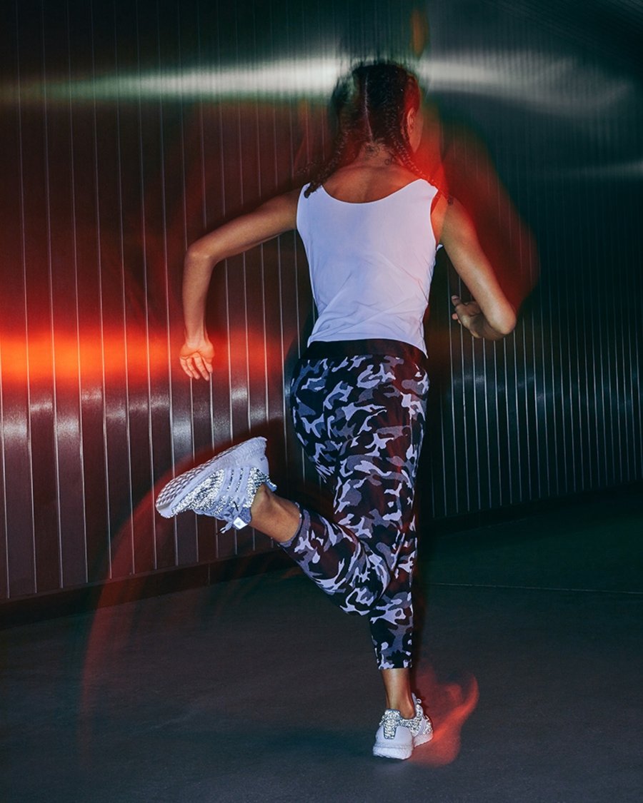 adidas,Ultra Boost,发售,上脚 暗藏反光设计!全新 adidas Ultra Boost DNA 实物上脚预览 adidas,Ultra Boost,发售,上脚 暗藏反光设计!全新 adidas Ultra Boost DNA 实物上脚预览