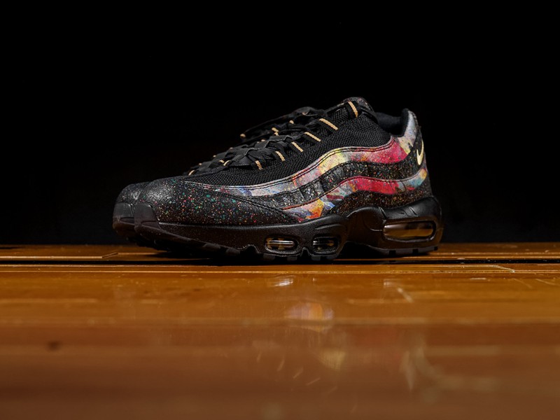 Nike,Air Max 95,Caribana,AT614 狂欢气息扑面而来!Nike Air Max 95 “Caribana”现已发售 Nike,Air Max 95,Caribana,AT614 狂欢气息扑面而来!Nike Air Max 95 “Caribana”现已发售