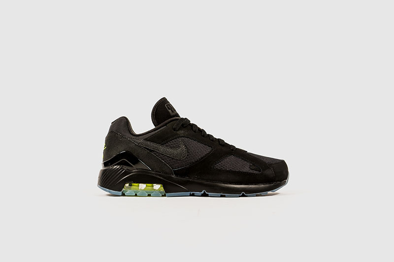 Nike,Air Max 180,Night Ops,发售, 想要个性又经典?这双魔鬼鱼 “大气垫” 一定能满足你! Nike,Air Max 180,Night Ops,发售, 想要个性又经典?这双魔鬼鱼 “大气垫” 一定能满足你!