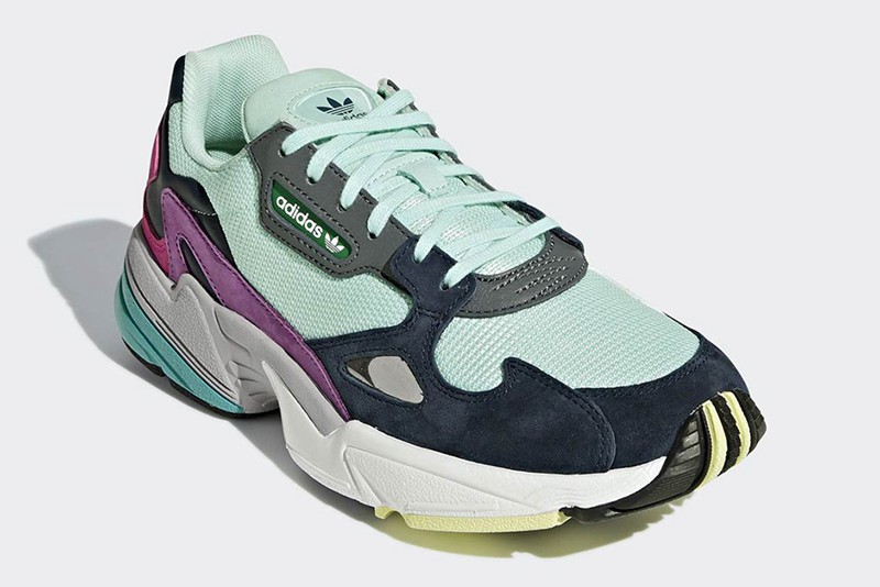 adidas Originals,Falcon,冰蓝,发售 多彩冰蓝鞋面!adidas Originals Falcon 全新配色即将发售 adidas Originals,Falcon,冰蓝,发售 多彩冰蓝鞋面!adidas Originals Falcon 全新配色即将发售