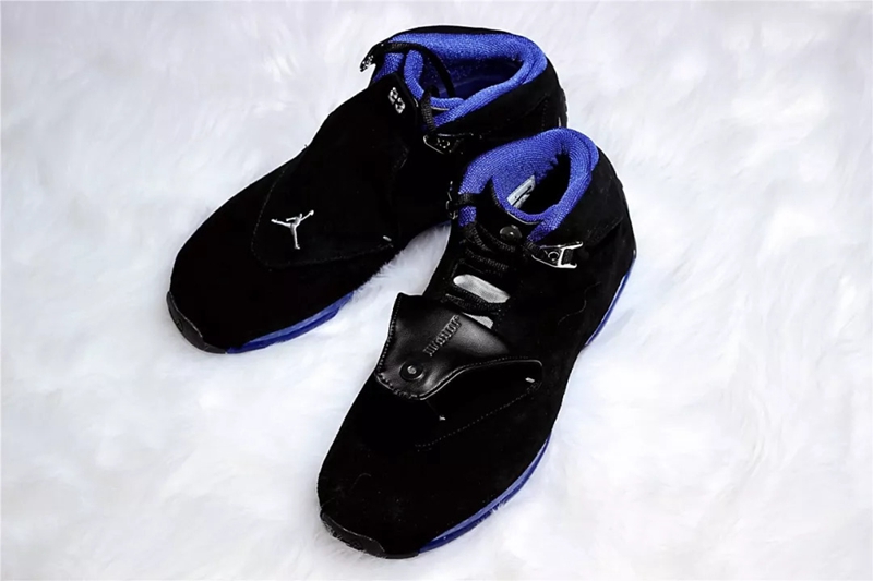 Air Jordan 18,AJ18,发售,开箱 极致奢华!Air Jordan 18 黑蓝配色将于下月发售 Air Jordan 18,AJ18,发售,开箱 极致奢华!Air Jordan 18 黑蓝配色将于下月发售