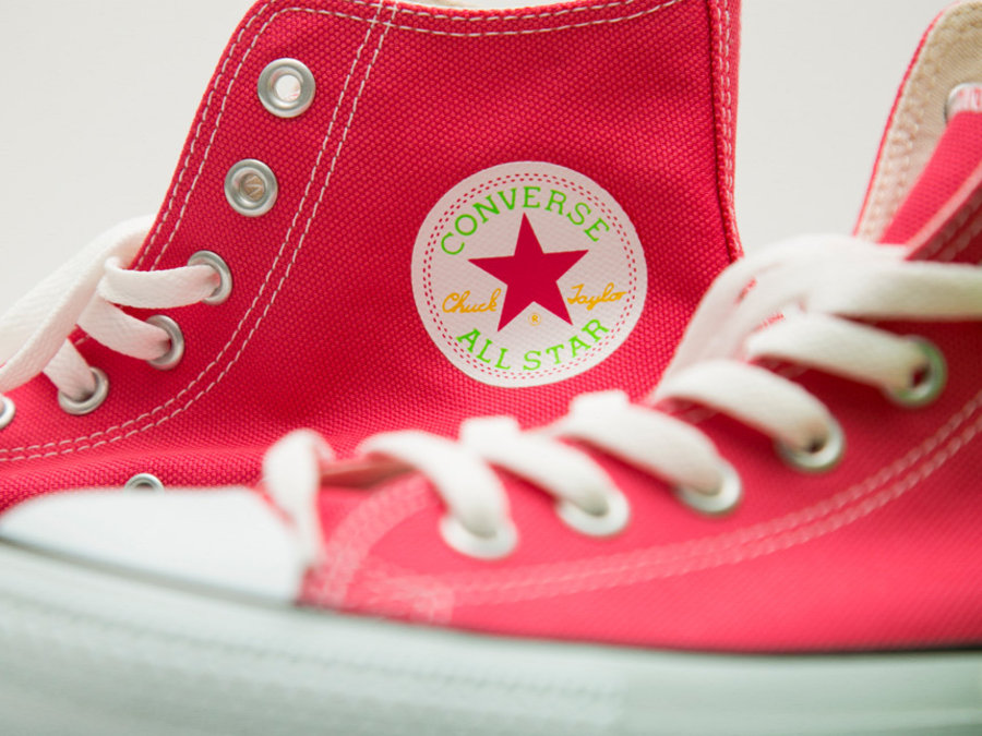 AURALEE,Converse,All Star,发售 抢眼的鲜艳纯色!AURALEE x Converse 联名系列本周发售 AURALEE,Converse,All Star,发售 抢眼的鲜艳纯色!AURALEE x Converse 联名系列本周发售