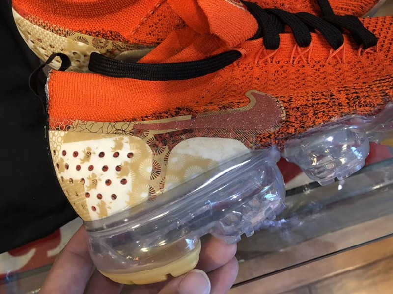 Nike,Air VaporMax 2.0,己亥,Sampl 生肖主题确定!Air VaporMax 2.0 “己亥” 实物曝光! Nike,Air VaporMax 2.0,己亥,Sampl 生肖主题确定!Air VaporMax 2.0 “己亥” 实物曝光!
