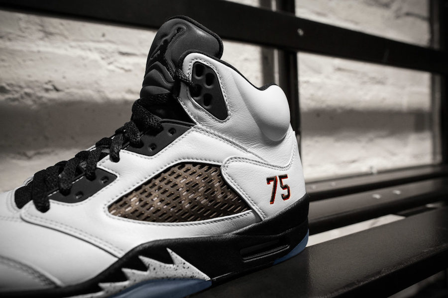 AJ5,Air Jordan 5,Paris,开箱 巴黎圣日耳曼 Air Jordan 5 还有亲友配色!你更喜欢哪一双? AJ5,Air Jordan 5,Paris,开箱 巴黎圣日耳曼 Air Jordan 5 还有亲友配色!你更喜欢哪一双?