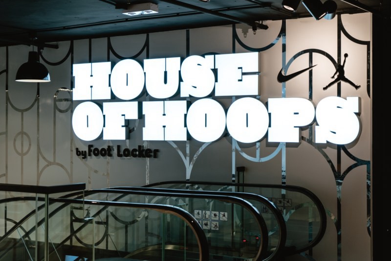 Footlocker,香港,旗舰店,开业,期间限定 Footlocker 香港旗舰店已经开业!期间限定的球鞋与活动不容错过! Footlocker,香港,旗舰店,开业,期间限定 Footlocker 香港旗舰店已经开业!期间限定的球鞋与活动不容错过!