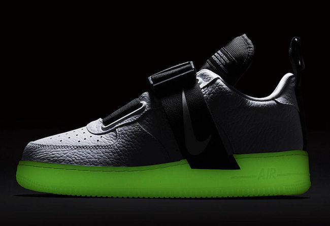Nike,Air Force 1,发售,Air Force 夜光中底 + 机能属性!Air Force 1 Utility QS 即将发售 Nike,Air Force 1,发售,Air Force 夜光中底 + 机能属性!Air Force 1 Utility QS 即将发售