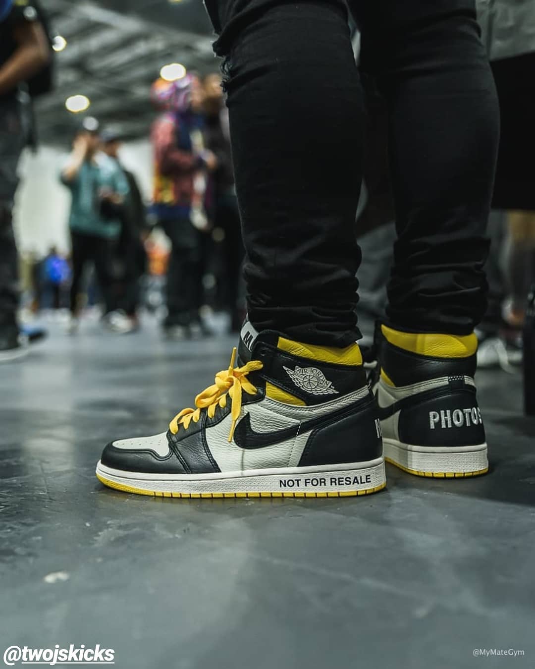 Air Jordan 1,AJ1,No l's,发售 年底发售稳了!Air Jordan 1 黑黄 “No L's” 实物上脚欣赏! Air Jordan 1,AJ1,No l's,发售 年底发售稳了!Air Jordan 1 黑黄 “No L's” 实物上脚欣赏!