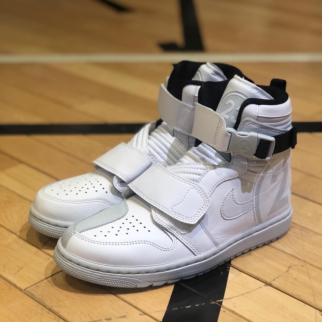 AJ1,moto,发售,Air Air Jordan 1 Moto 全新造型释出!Jordan Brand 进军摩托领域 AJ1,moto,发售,Air Air Jordan 1 Moto 全新造型释出!Jordan Brand 进军摩托领域