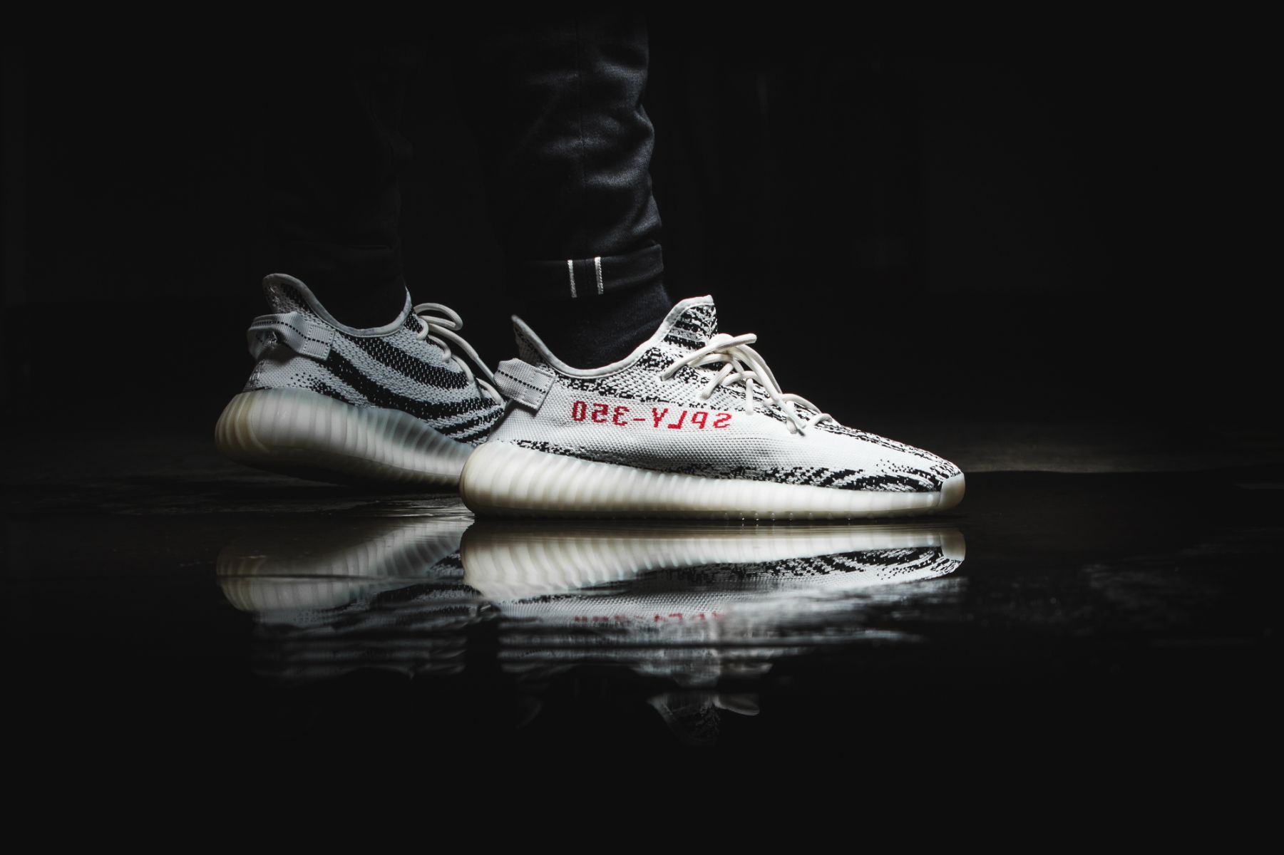 CP9654,Yeezy 350,Yeezy CP9654 白斑马 Yeezy 350 V2 又双叒叕要来了!这次会是人人都有吗? CP9654,Yeezy 350,Yeezy CP9654 白斑马 Yeezy 350 V2 又双叒叕要来了!这次会是人人都有吗?