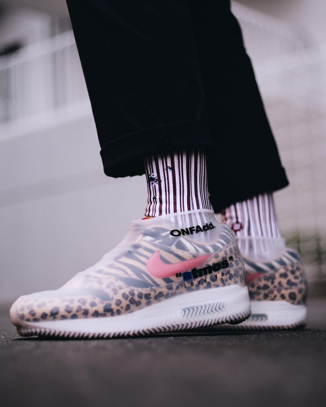 atmos 恶劣天气必备!全新潮物 atmos “Rain Socks Lite” 现已发售 atmos 恶劣天气必备!全新潮物 atmos “Rain Socks Lite” 现已发售