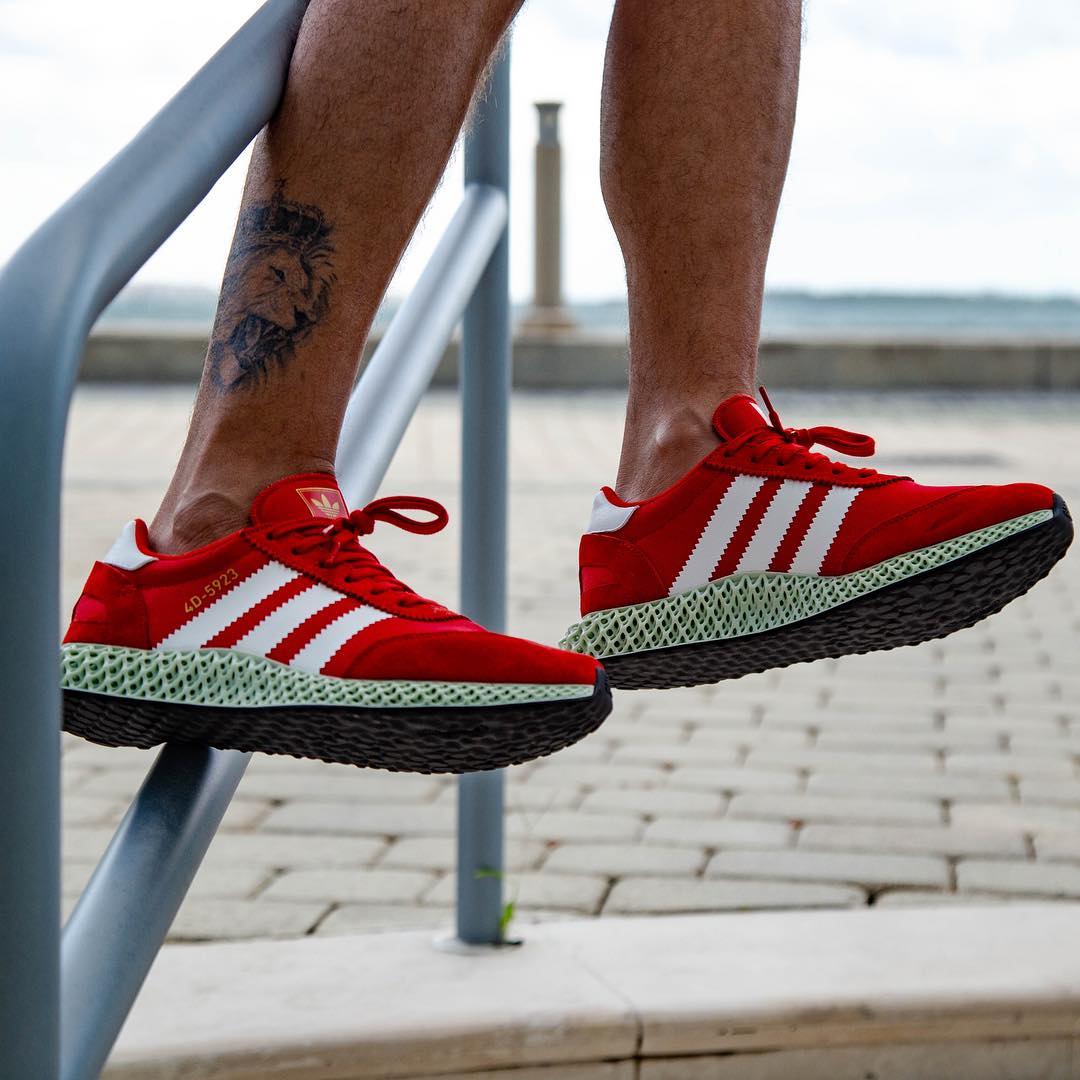 adidas,4D,Never Made,上脚 4D 鞋底首次搭载复古鞋面!来看看上脚效果如何! adidas,4D,Never Made,上脚 4D 鞋底首次搭载复古鞋面!来看看上脚效果如何!
