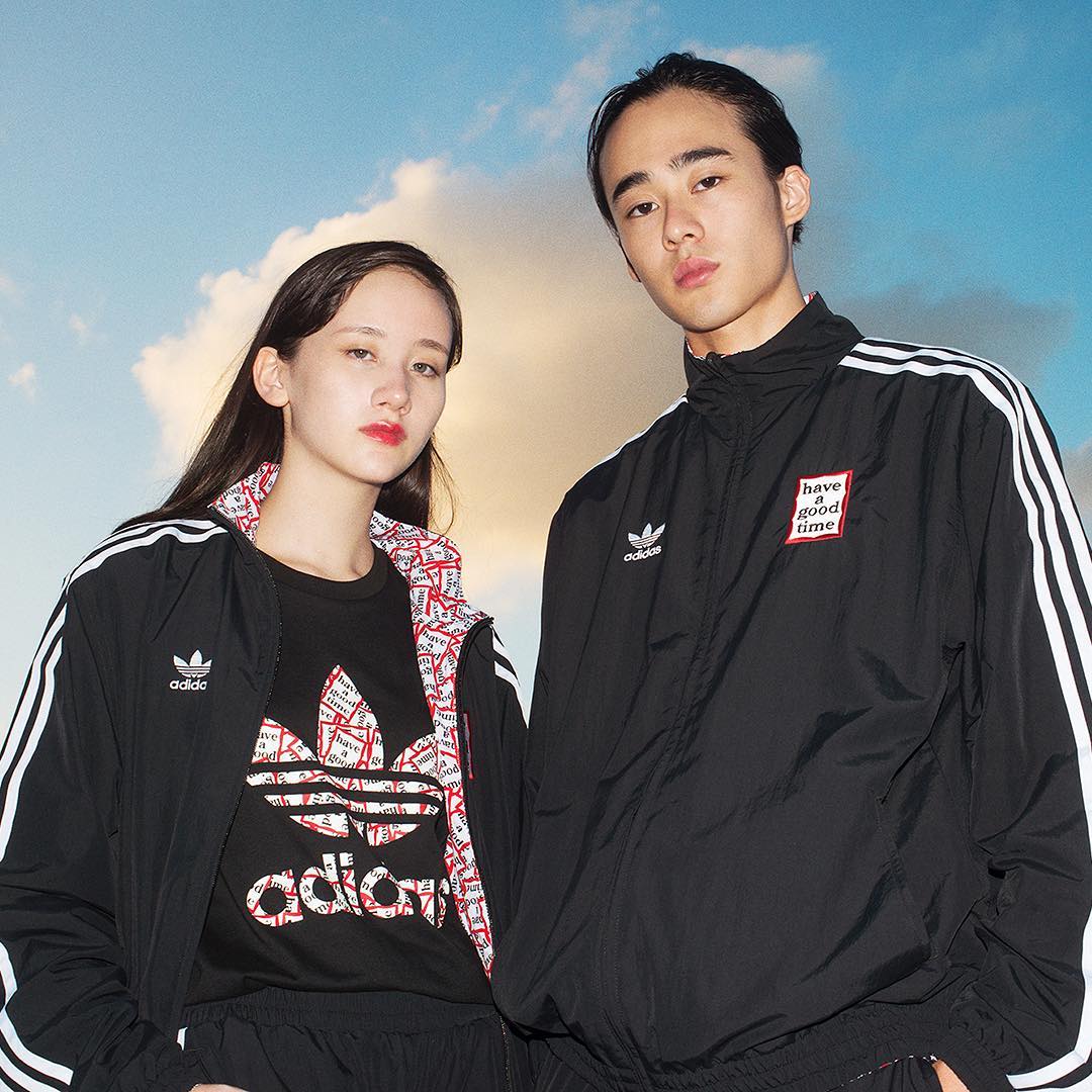 adidas 买一件当两件穿!have a good time x adidas Originals 刚刚发售! adidas 买一件当两件穿!have a good time x adidas Originals 刚刚发售!