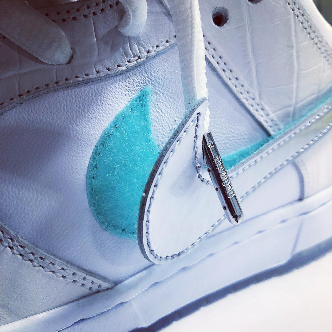 Diamond,Nike,Dunk SB,发售 “钻石” Dunk SB 再度来袭!这次还有可玩性极高的魔术贴设计! Diamond,Nike,Dunk SB,发售 “钻石” Dunk SB 再度来袭!这次还有可玩性极高的魔术贴设计!
