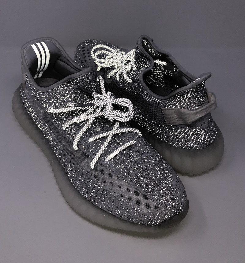 adidas,Yeezy Boost 350 V2,Yeez “满天星” 究竟有多酷炫?侧透 Yeezy 350 V2 有望年底发售! adidas,Yeezy Boost 350 V2,Yeez “满天星” 究竟有多酷炫?侧透 Yeezy 350 V2 有望年底发售!