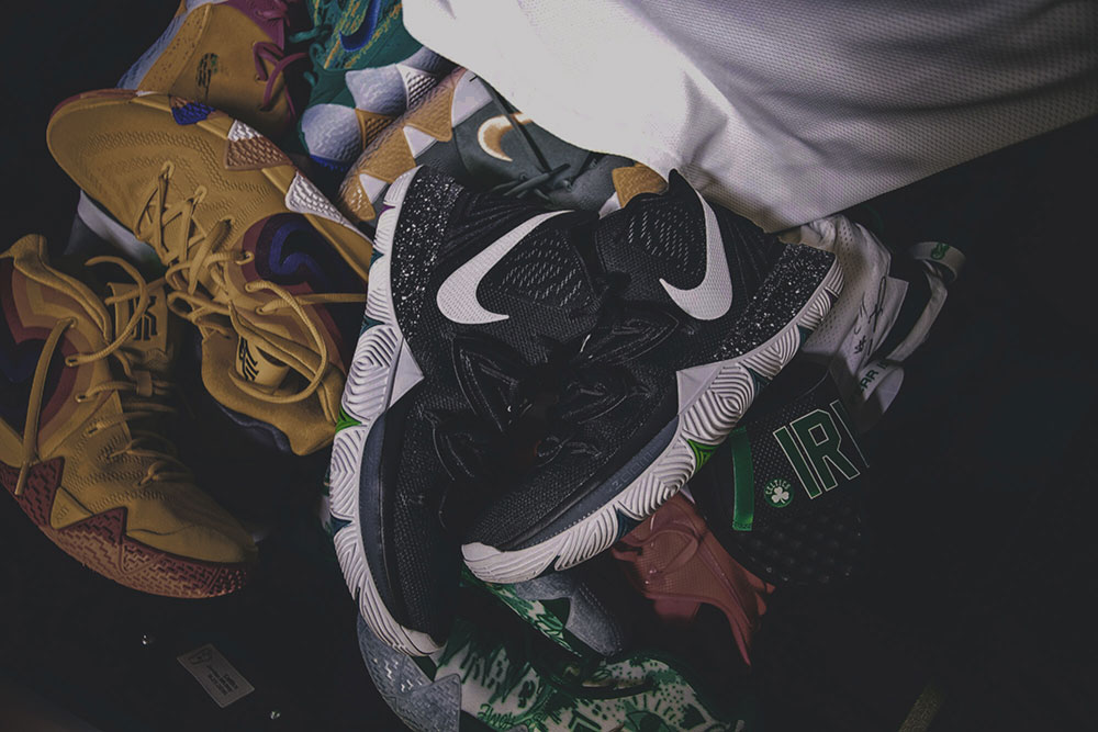 Nike,Kyrie 5,开箱,发售,上脚 独家揭秘!你从未见过的全新气垫!Kyrie 5 还隐藏了哪些惊喜? Nike,Kyrie 5,开箱,发售,上脚 独家揭秘!你从未见过的全新气垫!Kyrie 5 还隐藏了哪些惊喜?