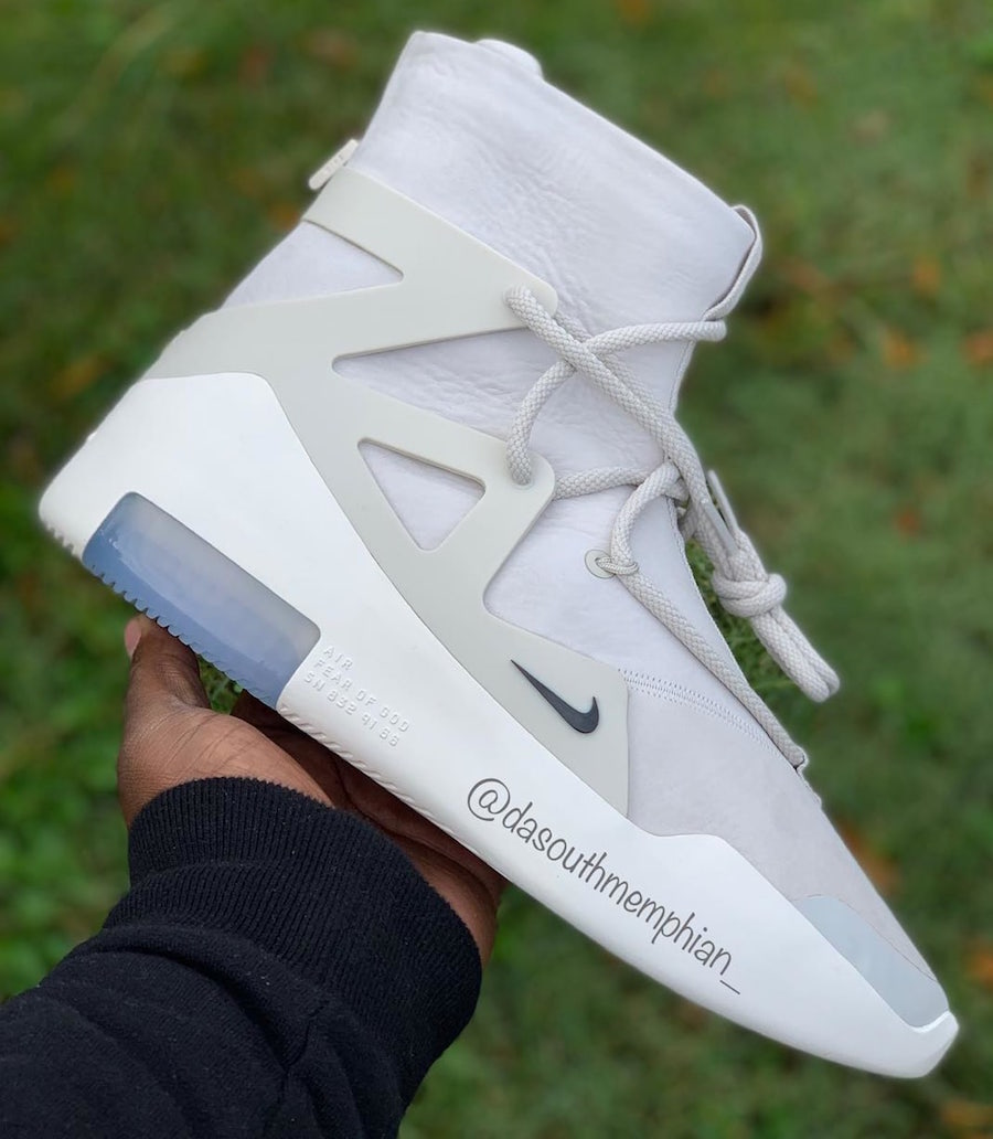 Air Fear of God,发售.AR4237-001, 造型与 Air Mag 颇为相似!年度重磅 Air Fear of God 细节图抢先看 Air Fear of God,发售.AR4237-001, 造型与 Air Mag 颇为相似!年度重磅 Air Fear of God 细节图抢先看