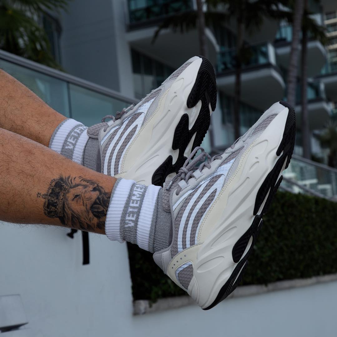 Yeezy 700 V2,Static,发售,EF2829 定档 12 月 29 日!Yeezy 700 V2 国内发售日期确定 Yeezy 700 V2,Static,发售,EF2829 定档 12 月 29 日!Yeezy 700 V2 国内发售日期确定