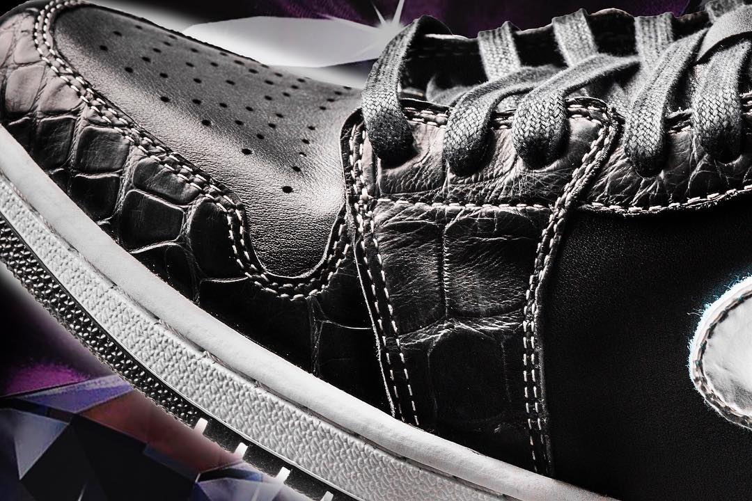Nike,TheShoeSurgeon,Air Jordan 发售价 3500 美元!这双奢华 Air Jordan 1 可以入手了! Nike,TheShoeSurgeon,Air Jordan 发售价 3500 美元!这双奢华 Air Jordan 1 可以入手了!