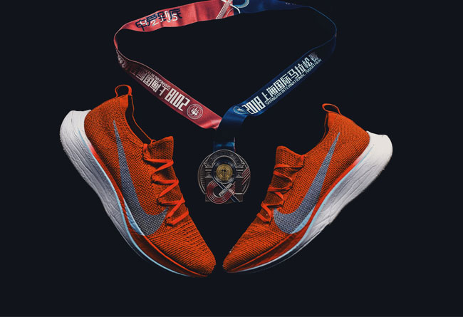 Nike 跑完一场马拉松之后,你知道鞋子会变成什么样吗? Nike 跑完一场马拉松之后,你知道鞋子会变成什么样吗?