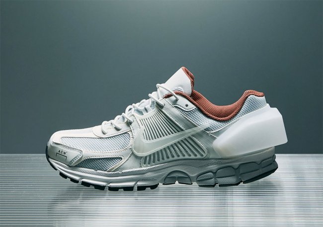 Nike,ACW,Zoom Vomero +5 明早发售!黑白两款 ACW x Nike Vomero 你想入手哪双? Nike,ACW,Zoom Vomero +5 明早发售!黑白两款 ACW x Nike Vomero 你想入手哪双?