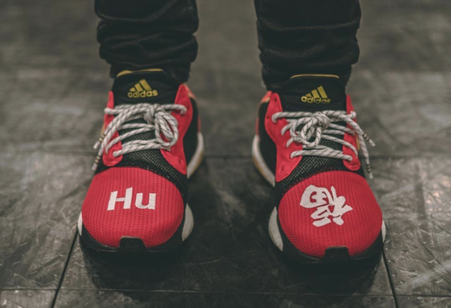 adidas,Solar Hu Glide,发售 “福” 还是 “Hu”?春节限定配色 Solar Hu Glide 设计太喜庆了! adidas,Solar Hu Glide,发售 “福” 还是 “Hu”?春节限定配色 Solar Hu Glide 设计太喜庆了!