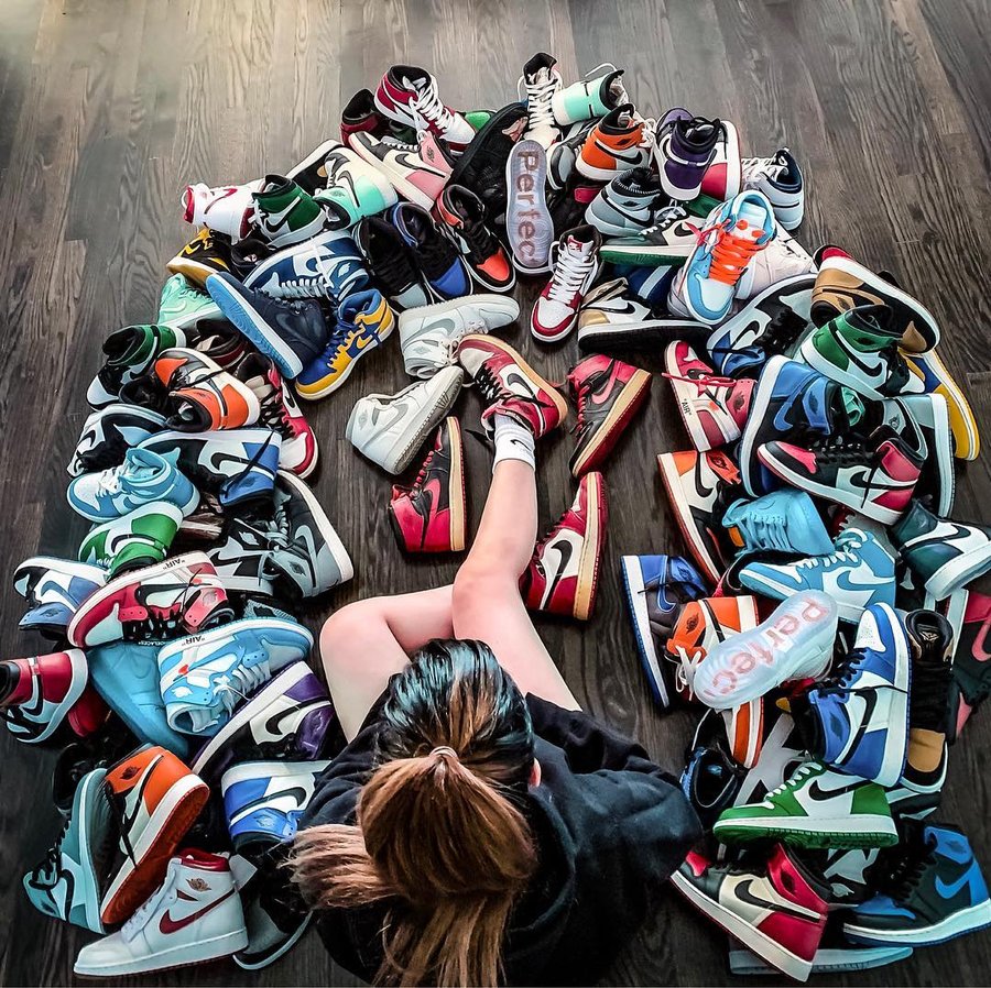 球鞋美图,美图上脚,adidas,Nike 一周球鞋美图精选!这位小姐姐究竟晒了多少双 AJ1? 12.07 球鞋美图,美图上脚,adidas,Nike 一周球鞋美图精选!这位小姐姐究竟晒了多少双 AJ1? 12.07