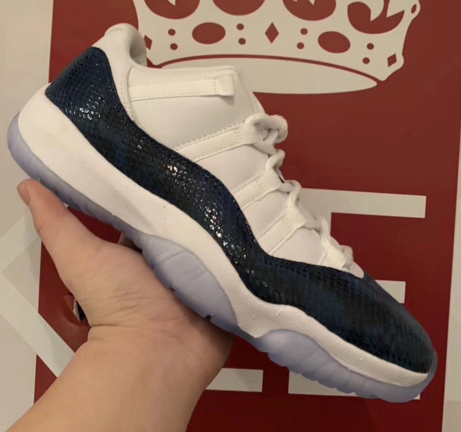 Air Jordan 11,AJ11,发售 复刻实物首度曝光!蓝蛇 Air Jordan 11 Low 明年 4 月正式回归 Air Jordan 11,AJ11,发售 复刻实物首度曝光!蓝蛇 Air Jordan 11 Low 明年 4 月正式回归