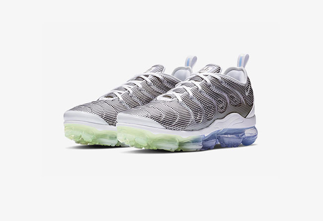 Nike,Air VaporMax Plus,924453- 科幻格纹鞋面 + 渐变外底!全新 Air VaporMax Plus 下月发售 Nike,Air VaporMax Plus,924453- 科幻格纹鞋面 + 渐变外底!全新 Air VaporMax Plus 下月发售