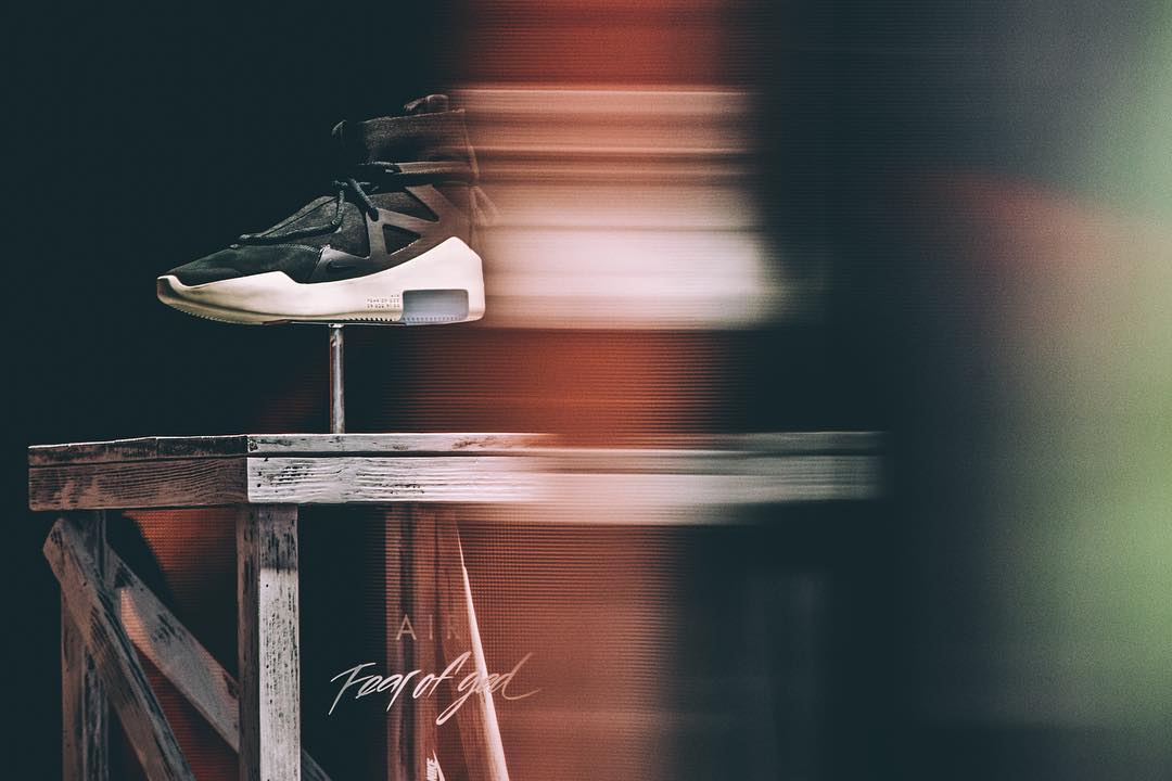 Nike,Fear of God,Air Fear of G 今年球鞋联名超多!但能跟 OFF-WHITE 相提并论的,只有这个牌子! Nike,Fear of God,Air Fear of G 今年球鞋联名超多!但能跟 OFF-WHITE 相提并论的,只有这个牌子!