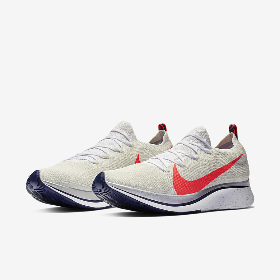 VaporFly,Zoom Fly,Pegasus 35,N 不止有 4%!蝉翼和飞马也颜值超高!Nike 推出了一个新系列 VaporFly,Zoom Fly,Pegasus 35,N 不止有 4%!蝉翼和飞马也颜值超高!Nike 推出了一个新系列