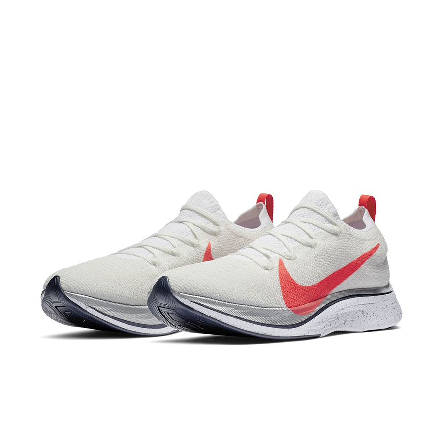 VaporFly,Zoom Fly,Pegasus 35,N 不止有 4%!蝉翼和飞马也颜值超高!Nike 推出了一个新系列 VaporFly,Zoom Fly,Pegasus 35,N 不止有 4%!蝉翼和飞马也颜值超高!Nike 推出了一个新系列