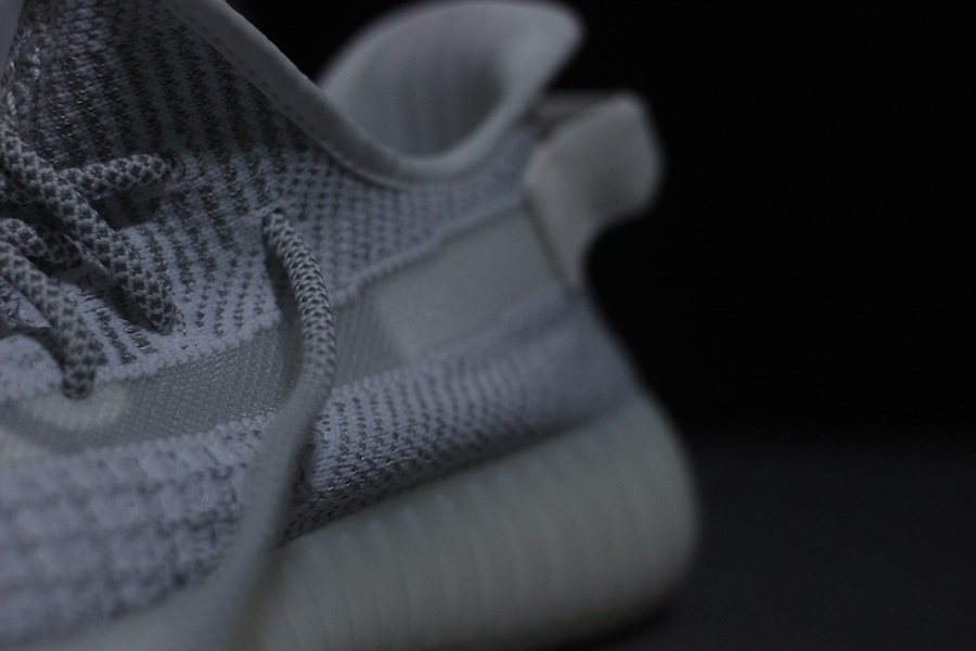 Yeezy 350 V2,adidas 数量更为稀有!Yeezy 350 V2 “Static” 反光效果真的超炫酷 Yeezy 350 V2,adidas 数量更为稀有!Yeezy 350 V2 “Static” 反光效果真的超炫酷
