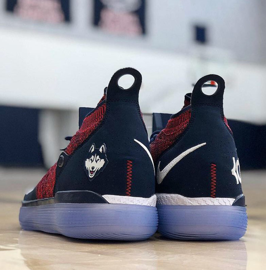 Nike,KD11 哈士奇头像点缀!Nike KD11 康涅狄格大学 PE 曝光 Nike,KD11 哈士奇头像点缀!Nike KD11 康涅狄格大学 PE 曝光