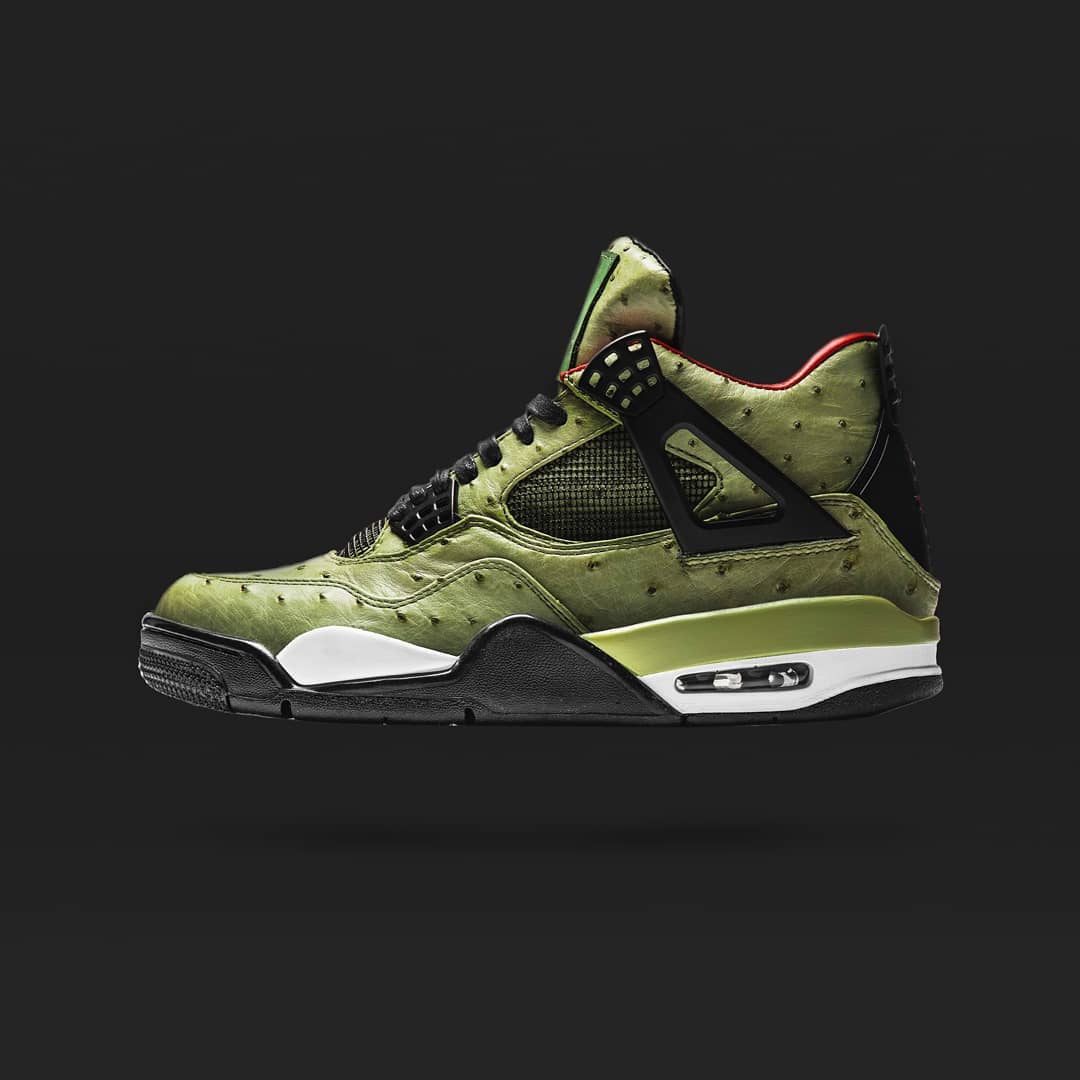 The Shoe Surgeon,AJ4,Air Jorda 亲友版本 + 奢华升级!这双 Travis Scott x AJ4 售价超过两万元! The Shoe Surgeon,AJ4,Air Jorda 亲友版本 + 奢华升级!这双 Travis Scott x AJ4 售价超过两万元!