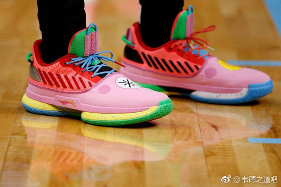 李宁,韦德之道 7,Way Of Wade 7,上脚,明星 新年配色竟然是它!韦德上脚韦德之道 7 “小猪佩奇” 李宁,韦德之道 7,Way Of Wade 7,上脚,明星 新年配色竟然是它!韦德上脚韦德之道 7 “小猪佩奇”