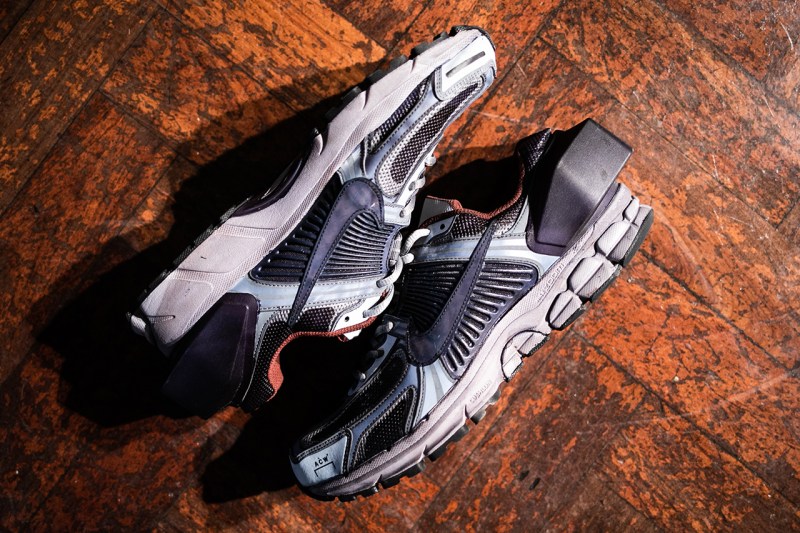 复古,做旧,更为,吸睛,两双,全新,ACW,Nike,Vom 扎染做旧既视感!两双全新 ACW x Nike Vomero 实物细节曝光 复古,做旧,更为,吸睛,两双,全新,ACW,Nike,Vom 扎染做旧既视感!两双全新 ACW x Nike Vomero 实物细节曝光