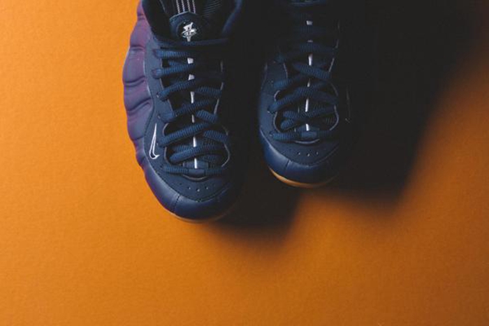 Air Foamposite One,Midnight Na 本周六正式发售!哑光午夜蓝 Air Foamposite One 最新细节欣赏 Air Foamposite One,Midnight Na 本周六正式发售!哑光午夜蓝 Air Foamposite One 最新细节欣赏
