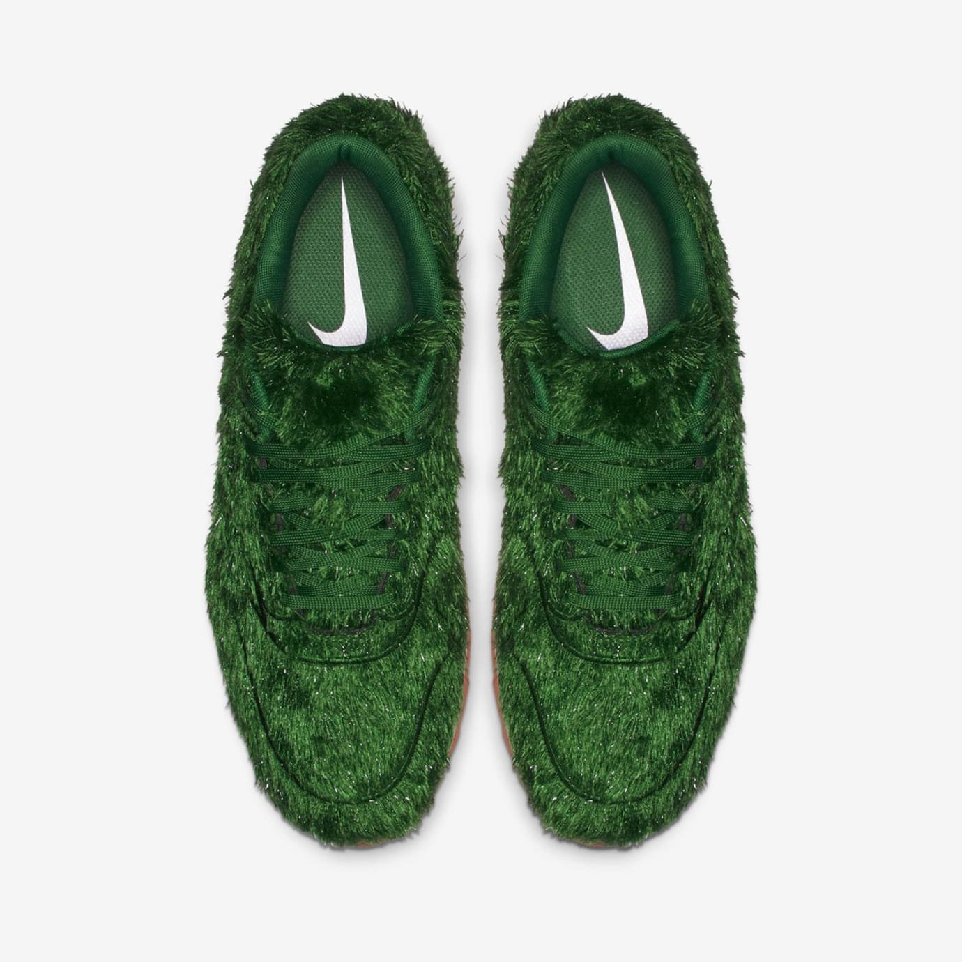 Nike,Air Max 1 球鞋也穿吉利服?全新 Air Max 1 即将发售 Nike,Air Max 1 球鞋也穿吉利服?全新 Air Max 1 即将发售