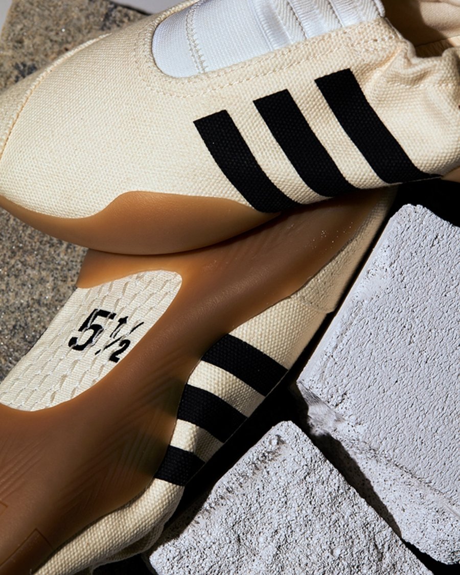 adidas Originals,TAEKWONDO,D98 帆布材质 + 松紧鞋面!adidas TAEKWONDO 现已发售 adidas Originals,TAEKWONDO,D98 帆布材质 + 松紧鞋面!adidas TAEKWONDO 现已发售