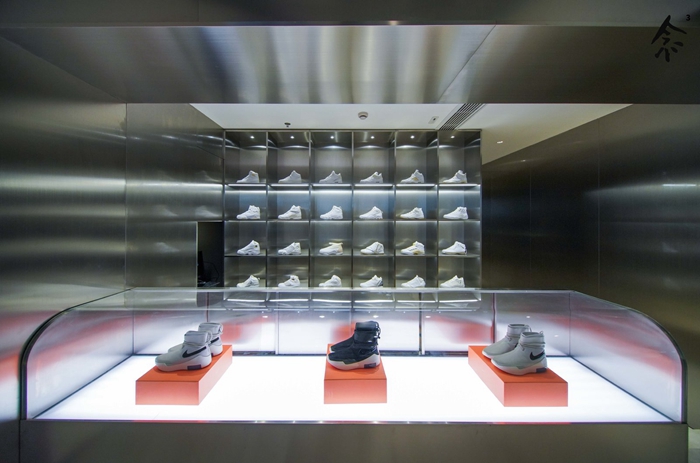 念叄 念叁全新概念店开业!Nike x OW 联名将于店内陆续发售! 念叄 念叁全新概念店开业!Nike x OW 联名将于店内陆续发售!