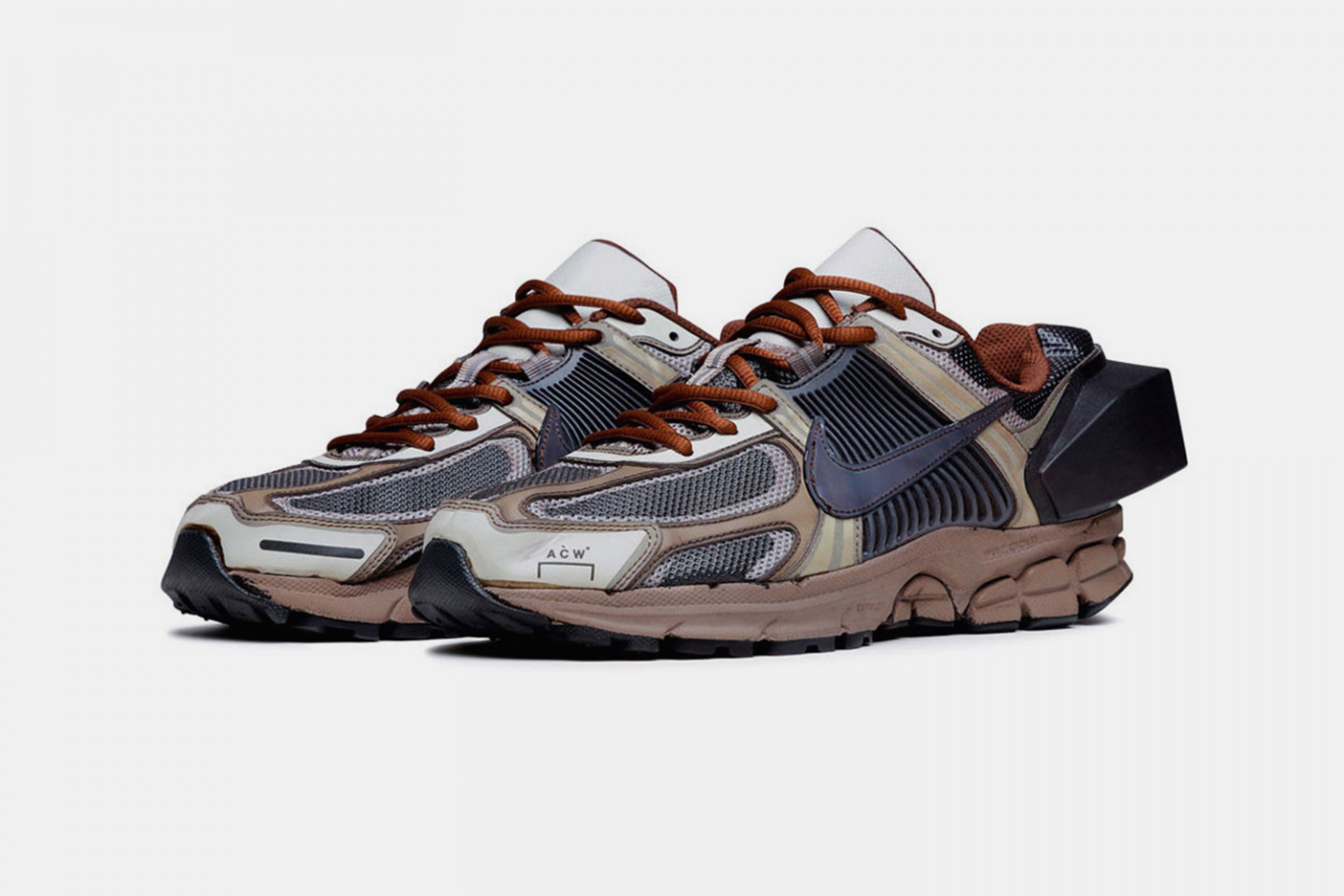 A-COLD-WALL*,ACW,Nike “过渡曝光” 后的复古跑鞋!A-COLD-WALL* 再曝全新配色 A-COLD-WALL*,ACW,Nike “过渡曝光” 后的复古跑鞋!A-COLD-WALL* 再曝全新配色